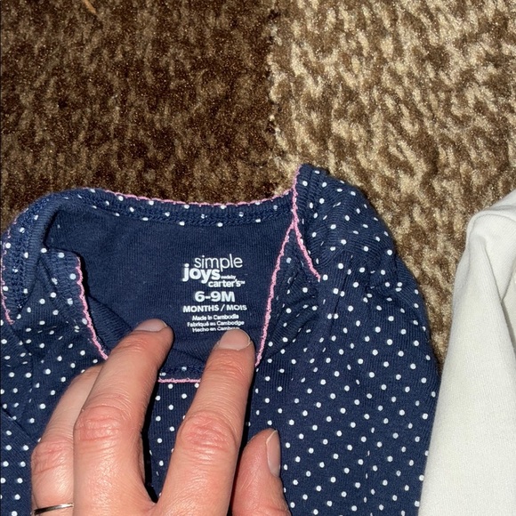 Assorted Set of Sweatshirts & Hoodies and Pants - Picture 10 of 13